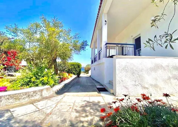 Casa Santa Agua